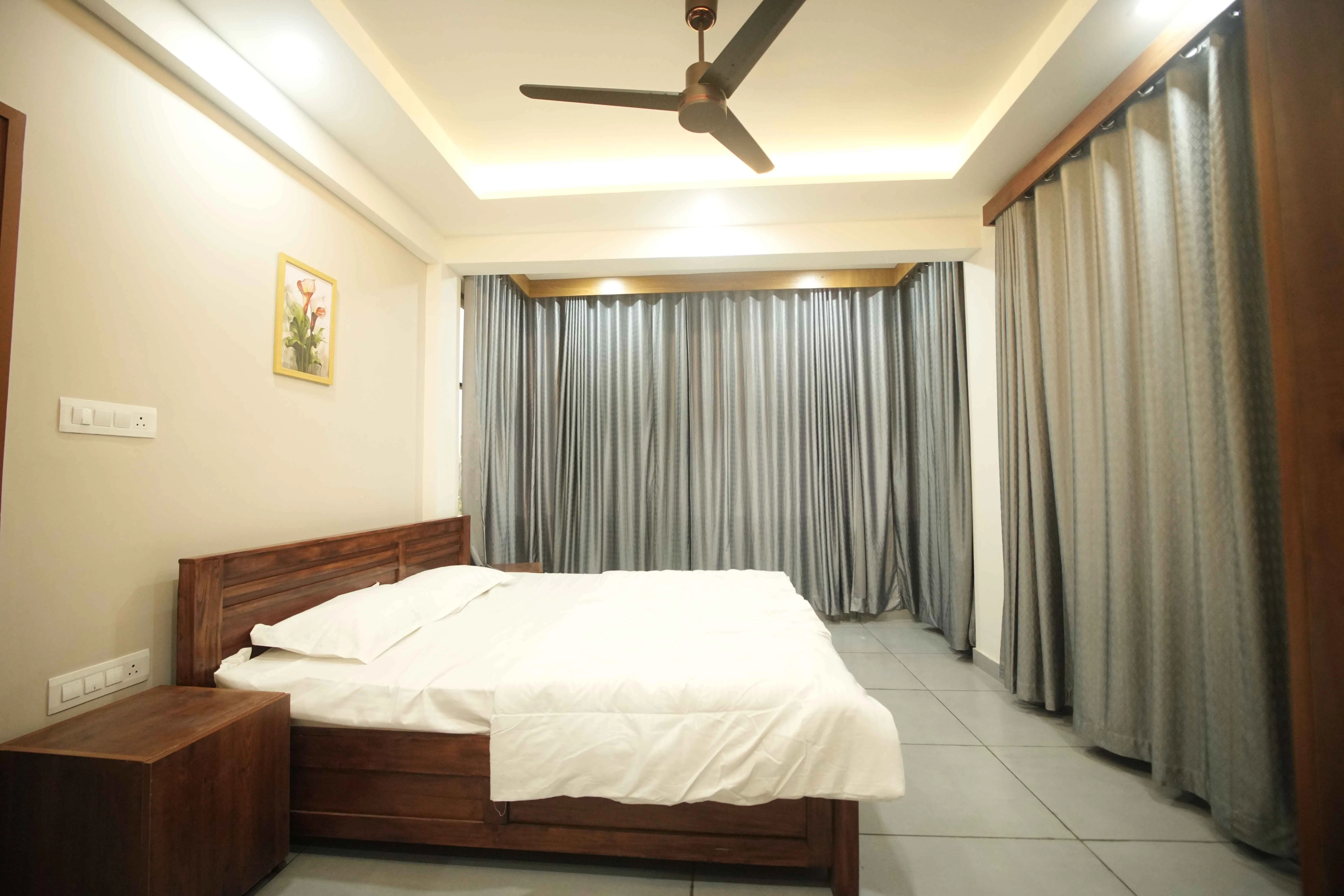 Spezio Apartments fully furnished bedroom
